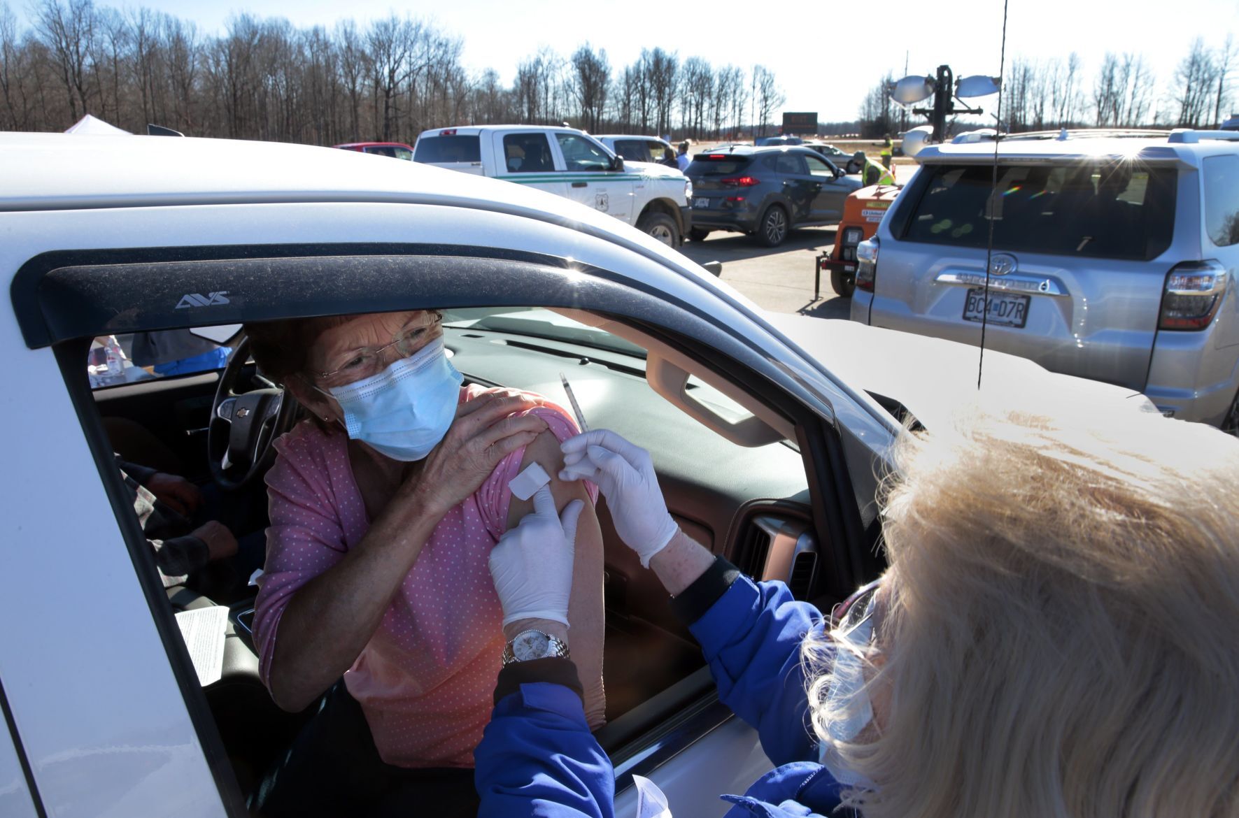Missouri National Guard staffs first state vaccine clinic in Poplar Bluff